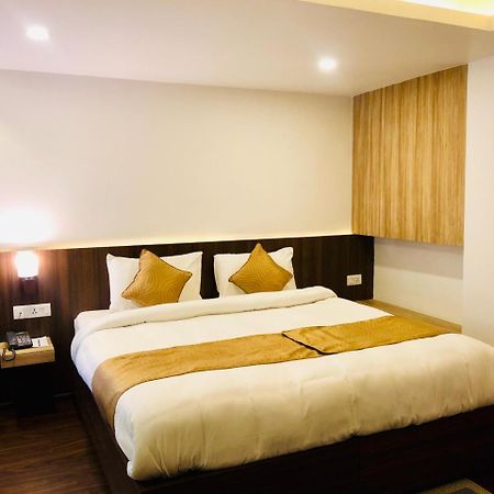 The Milestone Hotel Katmandu Kültér fotó
